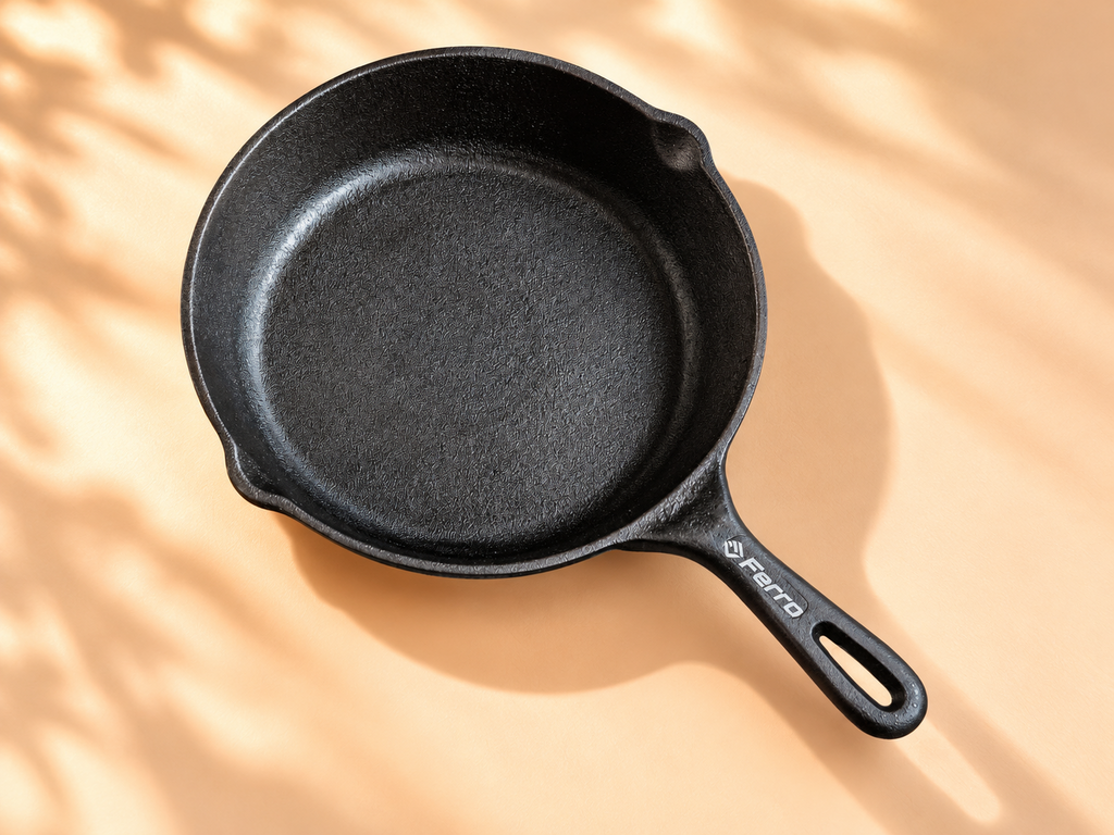 Ferro Cast Iron Fry Pan overhead product view