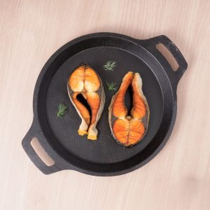 10 in (25 cm) Cast-Iron Fish Pan